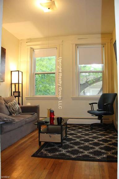 Main picture of 1840 Commonwealth Ave