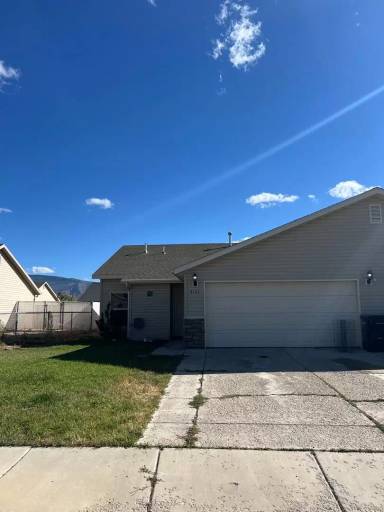 Main picture of 4183 W 75 N