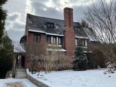 Main picture of 5454 Darlington Rd