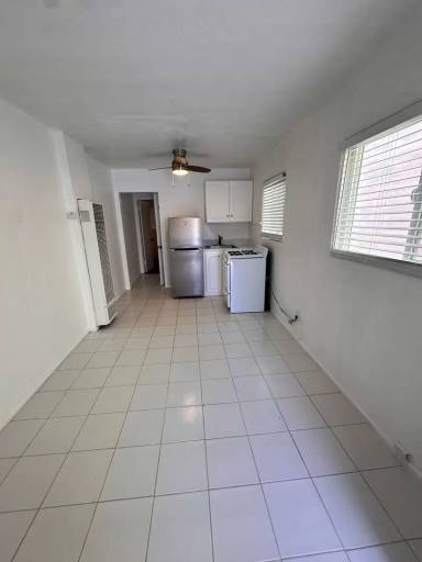 Main picture of 722 Oliver Pl