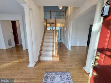 Main picture of 5901 Ewing Pl