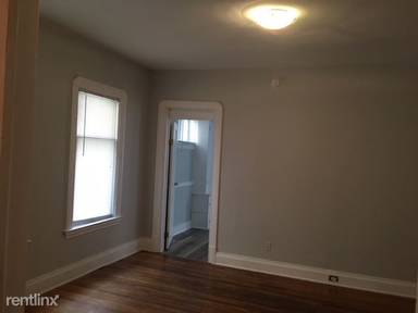 Main picture of 124 Prospect Ave SE