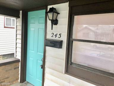 Main picture of 245 S Rural St
