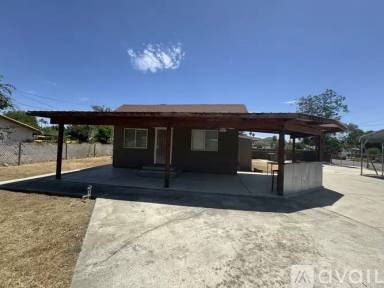 Main picture of 40253 Johnston Ave