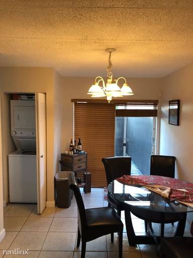 Main picture of 8581 SW 109th Ave