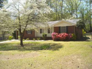 Main picture of 5005 Gwendoline Dr