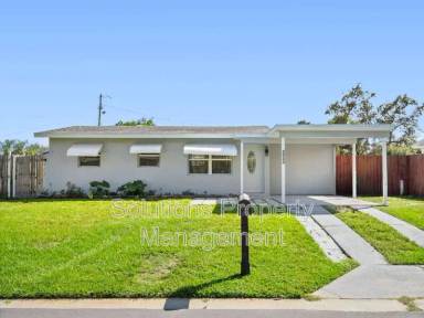 Main picture of 2033 Robinhood Dr