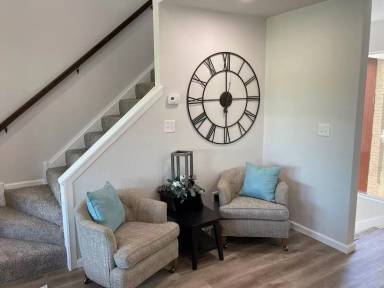 Main picture of 539 Venture Blvd S