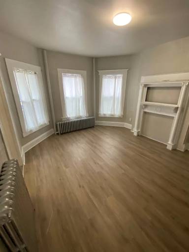 Main picture of 453 Albany Ave