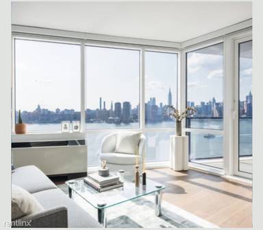 Main picture of The Greenpoint Apartments