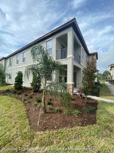 Main picture of 8503 Golf Way