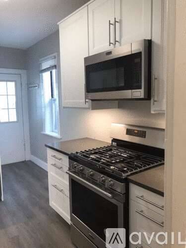 Main picture of 1041 Childress Ave