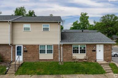 Main picture of Naveen Pine Townhomes and Apartments
