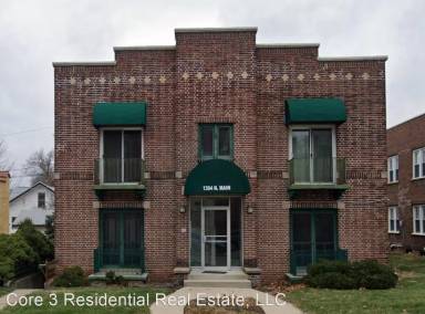 Main picture of 1304 N Main St