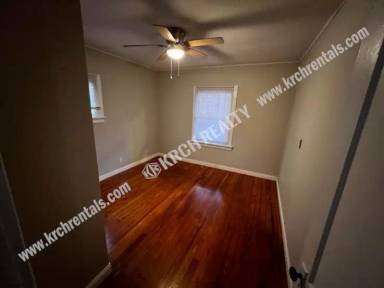 Main picture of 7508 Arlington Ave