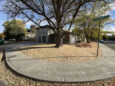Main picture of 1110 Autumn Hills Dr