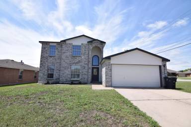 Main picture of 2200 Riley Dr