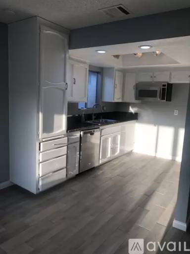 Main picture of 15214 Carmelita Ave