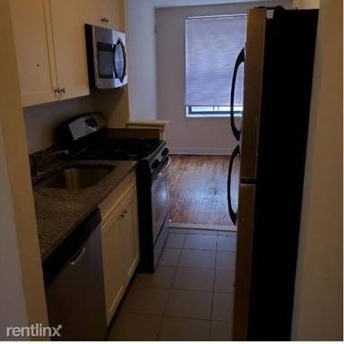 Main picture of 4415 Kissena Blvd
