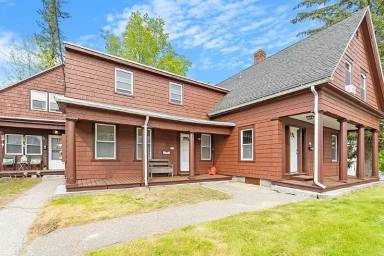 Main picture of 32 Chestnut St