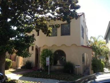 Main picture of 74 Park Ave