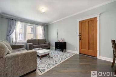 Main picture of 2944 N Laramie Ave