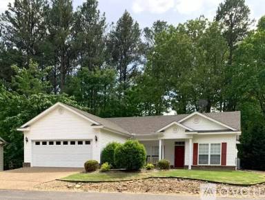 Main picture of 5 Jardin Ln