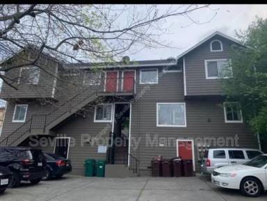 Main picture of 1920 E 20th St