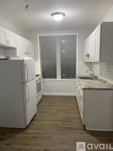 Main picture of 2334 West St