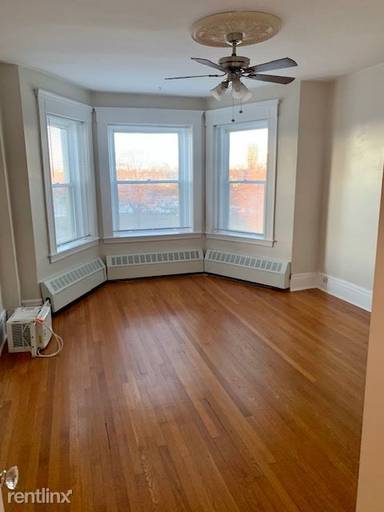 Main picture of 520 Beacon St