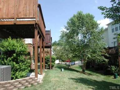 Main picture of 7018-7030 Mead Ln