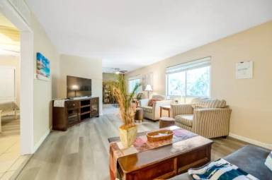 Main picture of 718 N Floral St