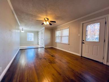 Main picture of 4007 38th St
