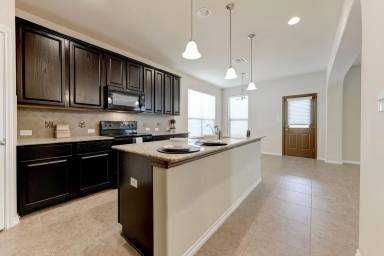 Main picture of 3705 Rusack Dr