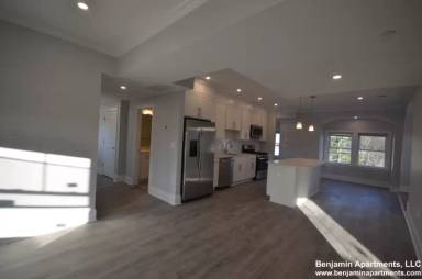 Main picture of 120 Kenrick St