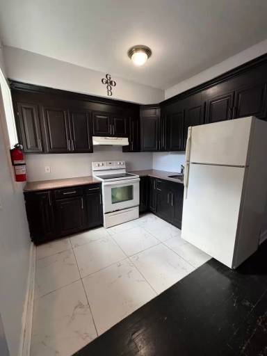Main picture of 239 S 6th St