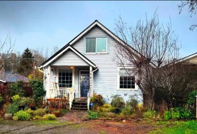 Main picture of 5615 25th Ave SW