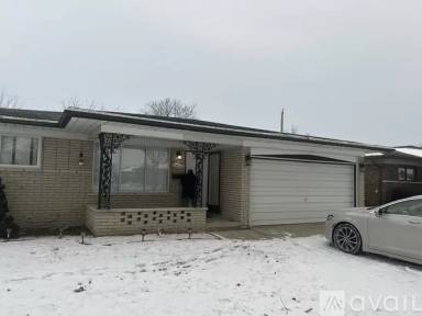 Main picture of 36158 Weber Dr