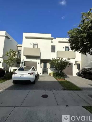 Main picture of 508 SW 91st Ave
