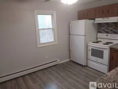 Main picture of 124 Ash St