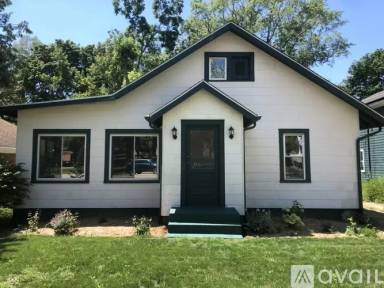 Main picture of 2314 Packard St