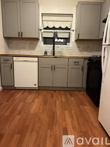Main picture of 33 Vincent Ct