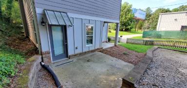 Main picture of 424 Georgia Dr