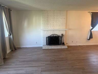 Main picture of 2160 W 236th Pl