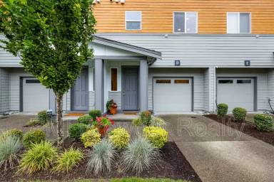 Main picture of 19325 35th Dr SE