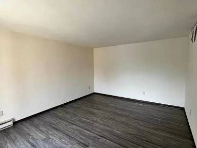 Main picture of 25 McConkey Dr