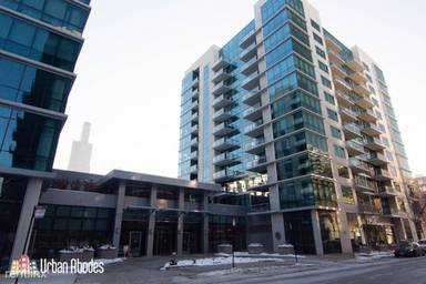 Main picture of Emerald On Green Street