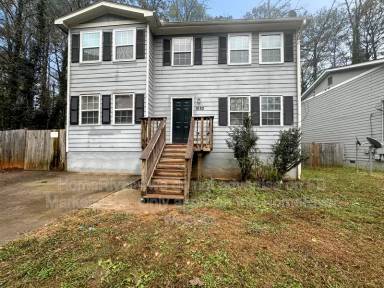 Main picture of 1880 Shamrock Dr