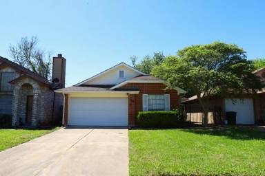 Main picture of 135 Cotton Dr