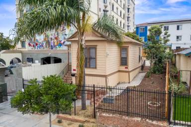 Main picture of 53 16th St